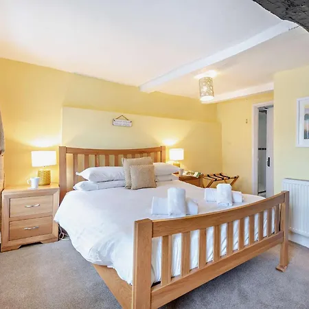 3 Bed In Village Llh39 Holiday home